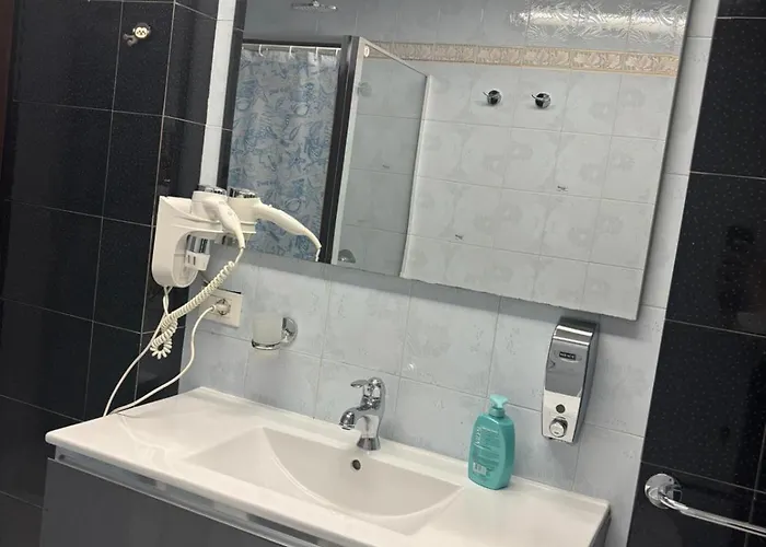 Ivanna Station 아파트