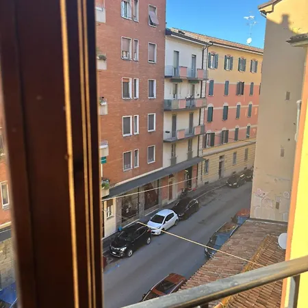 Ivanna Station Appartement Bologna